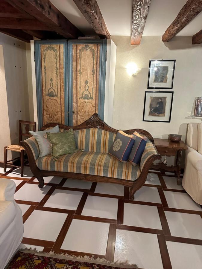 1 Ca'Del Traghetto Family Apartment Венеция Экстерьер фото