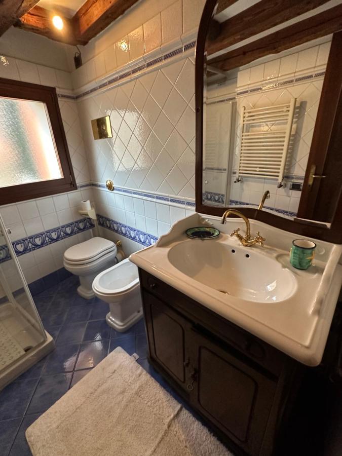 1 Ca'Del Traghetto Family Apartment Венеция Экстерьер фото